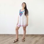 Polera mujer o bluson blanco floral